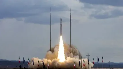 لحظه پرتاب کپسول زیستی ایرانی به فضا با موشک سلمان