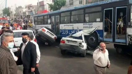 ویدئو/ سکته راننده اتوبوس پشت فرمان و تصادف وحشتناک در خوی