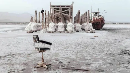 انتقاد تند کارشناس تلویزیون: دریاچه ارومیه را وزارت نیرو خشک کرد/ ویدئو