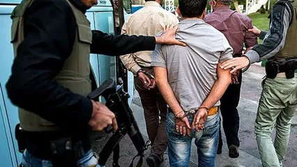 شلیک پلیس پایان تعقیب و گریز دزدان خودروها در تهران