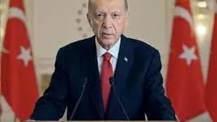 (ویدئو) پاک کردن بینی اردوغان محافظانش را به دردسر انداخت!
