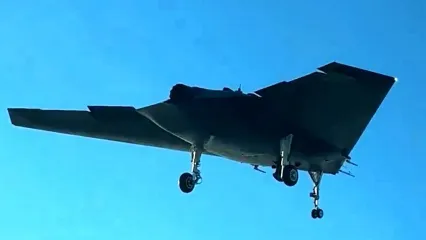 اولین پرواز هواپیمای جنگی بدون سرنشین ترکیه/ ویدئو