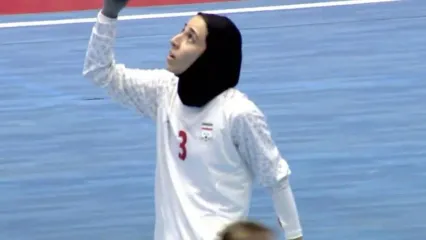 (ویدئو) بازیکن تیم ملی فوتسال زنان سالن را منفجر کرد؛ گل تکنیکی و جذاب فاطمه حسینی