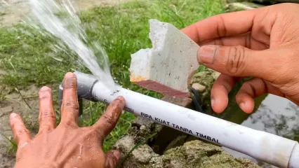 (ویدئو) چگونه سوراخ روی لوله پلاستیکی آب را به راحتی ترمیم کنیم؟