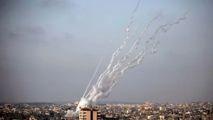رسانه آمریکایی: راکت حماس به یک پایگاه هسته‌ای اسرائیل برخورد کرده است