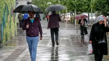 سامانه بارشی جدید  در راه تهران است ! | پیش بینی بارش باران تا آخر هفته !