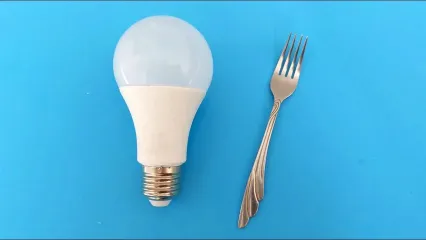 (ویدئو) نحوه تعمیر سه دقیقه ای لامپ ال ای دی (LED) با چنگال در 3 دقیقه