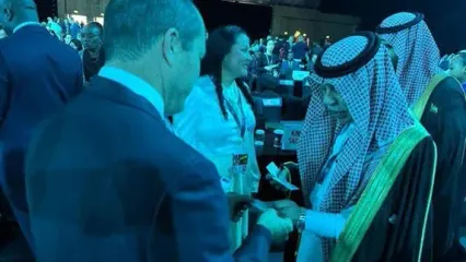 یک مقام عربستان دیدار وزیر بازرگانی کشورش با یکی از مقامات رژیم صهیونیستی را تکذیب کرد
