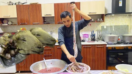 (ویدئو) پخت کله پاچه و سوسیس خانگی به سبک خانواده روستایی ازبکستانی