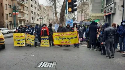 تجمع بیماران اس‌ام‌ای مقابل نهاد ریاست جمهوری + فیلم
