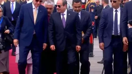 قفل 12 ساله شکست/ اردوغان به قاهره رفت/ پیام سلطان برای میانجی آتش‌بس غزه چیست؟+ فیلم