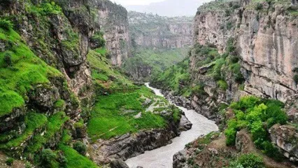 (عکس) شگفت‌انگیزترین دره ایران