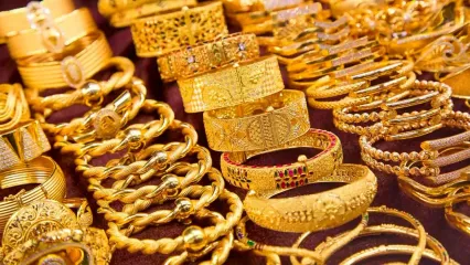 قیمت طلا سر به فلک کشید | قیمت طلا در بازار امروز 9 اسفندماه