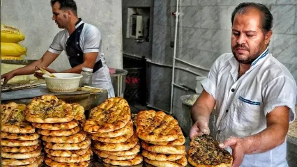 (ویدئو) نانوایی های اصفهان بربری را به این شکل متفاوت آماده می کنند