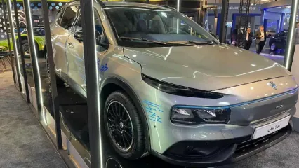 محصول عجیب ایران خودرو/ ری‌را، اولین خودروی تمام‌برقی اگزوزدار جهان/ ویدئو