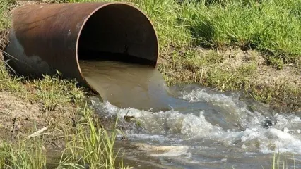 شناسایی و برخورد قانونی با منابع آلاینده آب‌های سطحی استان