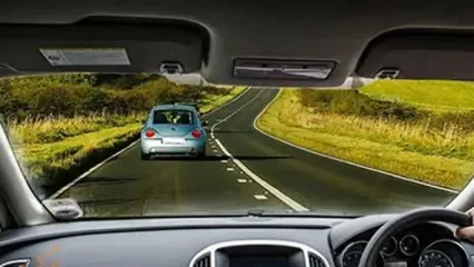 چرا در انگلستان از سمت چپ رانندگی می‌کنند؟