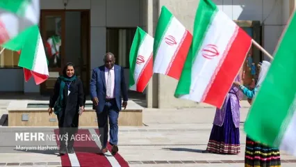 تصاویر: دهمین رویداد تکریم پرچم جمهوری اسلامی ایران