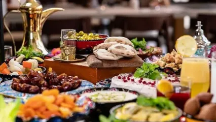 افطاری لاکچری خلیفه ابوظبی برای روزه داران+ فیلم