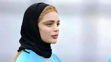 این عروسک زیبای ایرانی فوتبالیست ملوان است / مونا ثریابین را می شناسید؟!