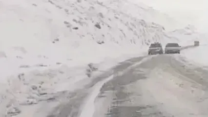 (ویدئو) بارش برف در اولین روز بهار مردم را غافلگیر کرد