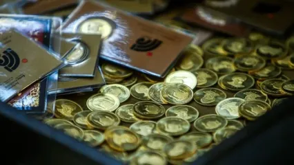 قیمت طلا و سکه غیرقابل پیش‌بینی شد |  سکه با افزایش ۸۵۰ هزار تومان رکورد زد | سکه از ۳۵ میلیون تومان عبور کرد!