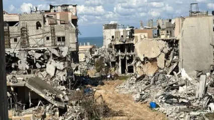 جنایت اسرائیل در مرکز نوار غزه/ بمباران یک آپارتمان در اردوگاه النصیرات