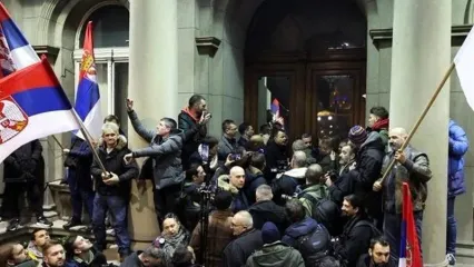 اعتراض هزاران نفر در صربستان به نتیجه انتخابات پارلمانی