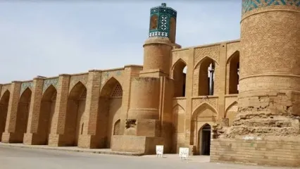 چرا مسجد جامع شوشتر به روی گردشگران بسته است؟