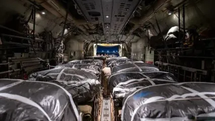 (ویدئو) پرتاب هوایی بسته های غذا برای غزه توسط هواپیماهای امریکا