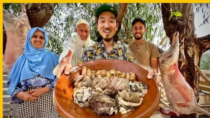 (ویدئو) غذای روستایی محبوب در مراکش؛ از جگر پیچ و چنجه تا روده کبابی
