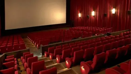 سینماهای کل کشور از عصر جمعه تا یکشنبه تعطیل هستند