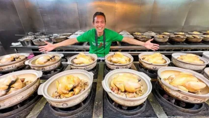 (ویدئو) غذای خیابانی در تایوان؛ پخت دیدنی 40 مرغ در ظروف سفالی