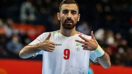 احمدعباسی، بهترین بازیکن و باقر محمدی بهترین دروازه‌بان