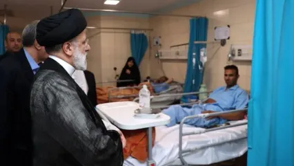 تصاویر: بازدید رئیسی از بیمارستان شهدای یافت‌آباد