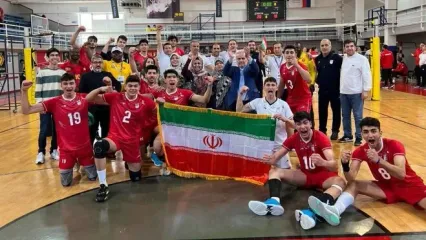تاجگذاری باشکوه والیبال ایران در جهان