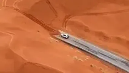 (ویدئو) تصاویری خیره‌کننده از رنگ خاص صحرای عربستان