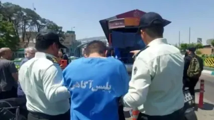 بازسازی صحنه کتک زدن مردم با زنجیر در اتوبوس BRT تهران + عکس و فیلم