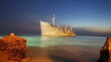 کمر کشتی یونانی در کیش شکسته شد! +فیلم