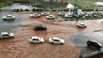 ویدئو: سیلاب و آب گرفتگی در معابر مشهد