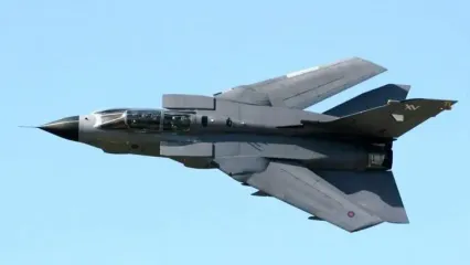 قدرت و زیبایی جنگنده میراژ 2000