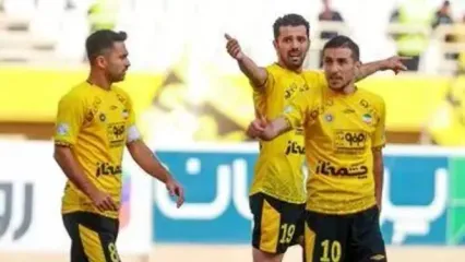 صعود سپاهان به نیمه نهایی جام حذفی با غلبه بر ملوان