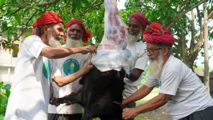 (ویدئو) طرز تهیه بریانی گوشت گوسفندی توسط پدربزرگ های 70 ساله روستایی هندی
