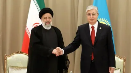 حضور رئیس جمهور قزاقستان در سفارت ایران