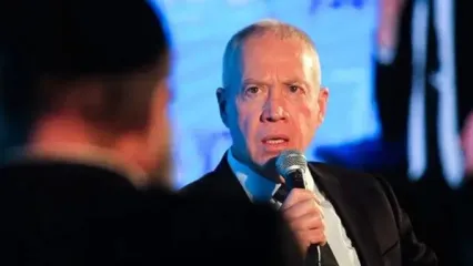 گالانت در مقابل نتانیاهو +عکس