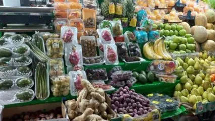 لاکچری‌بازی در بازار میوه! | میوه کاکتوس نیم کیلو ۲۵۰ هزار تومان!