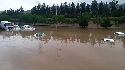 باران سیل آسا در مشهد خبرساز شد+فیلم