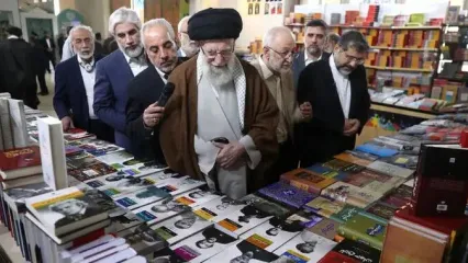 بازدید رهبر انقلاب از سی و پنجمین نمایشگاه بین‌المللی کتاب تهران/ گزارش تصویری