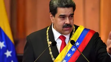 مادورو اخبار مربوط به سانحه برای رئیسی را دنبال می‌کند