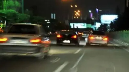 لایی کشی خودروی دولتی در اتوبان حادثه آفرید+ فیلم